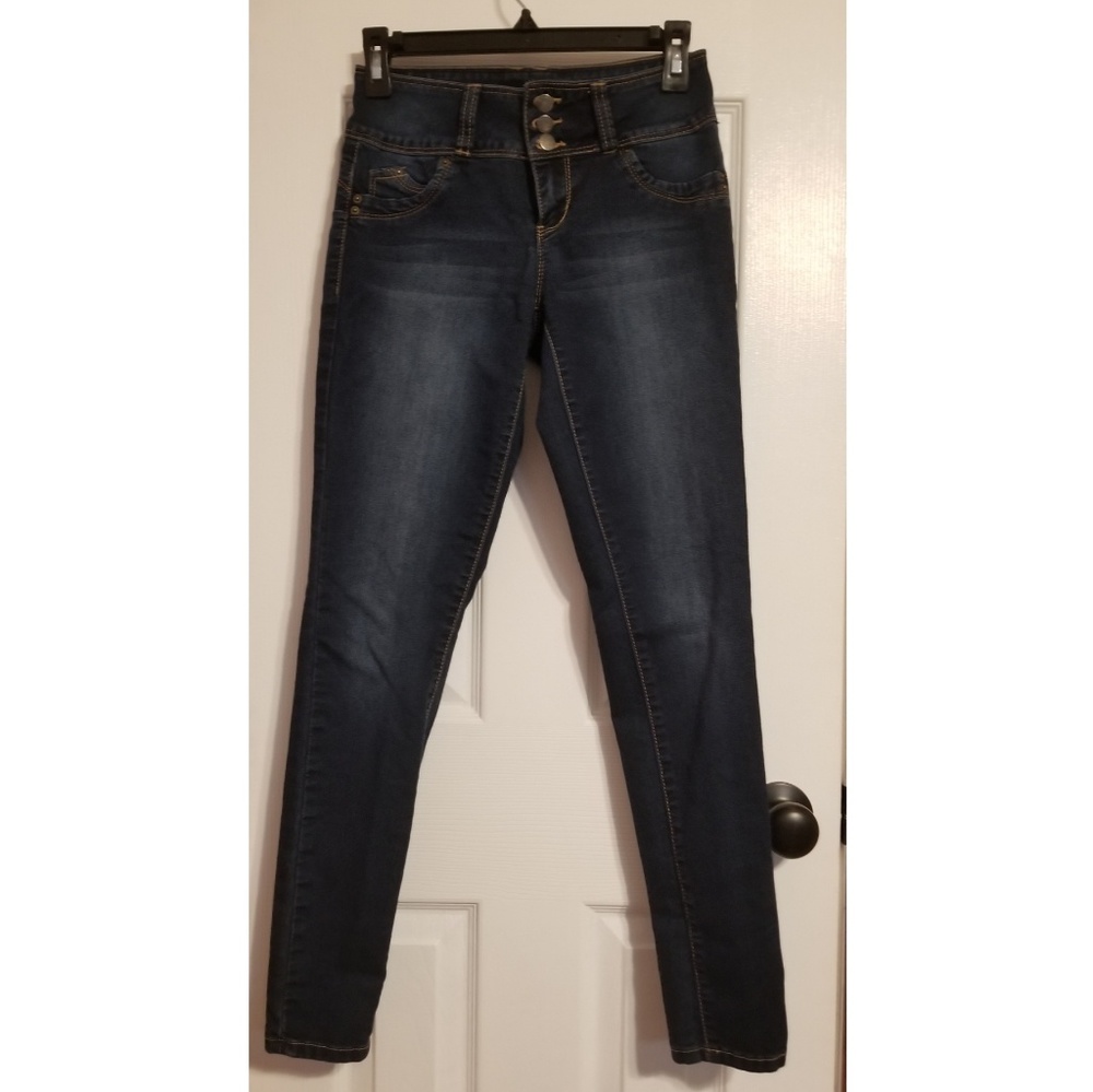 Dark Jeans